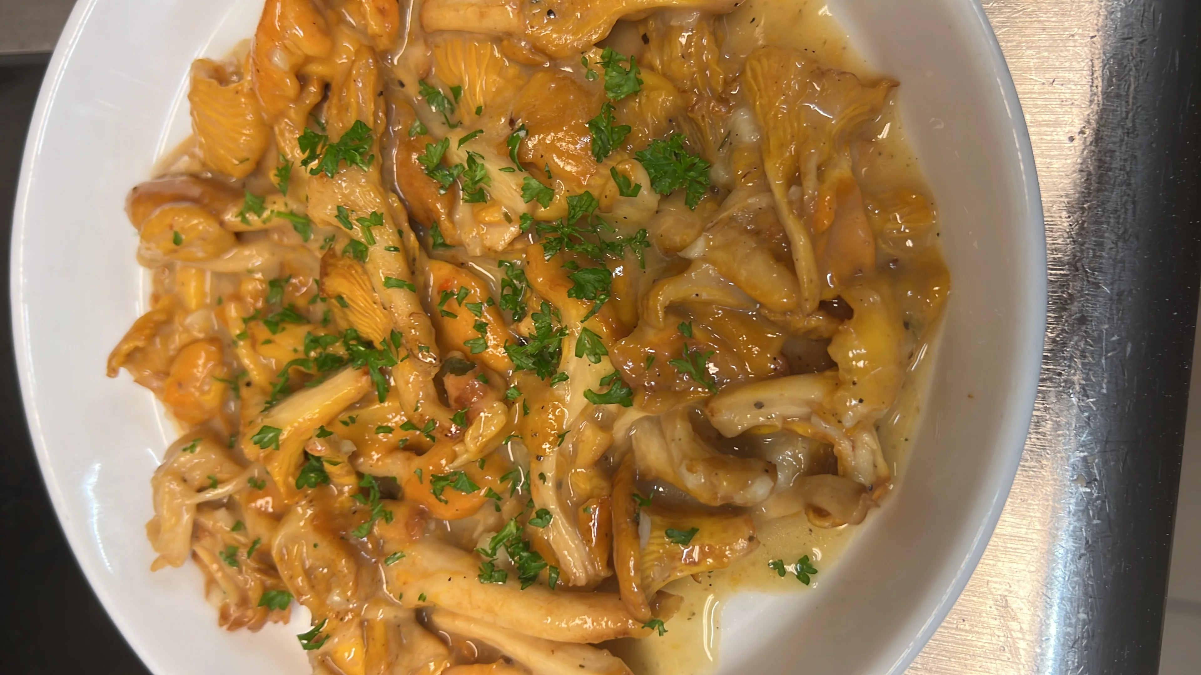 cassolette de chanterelles